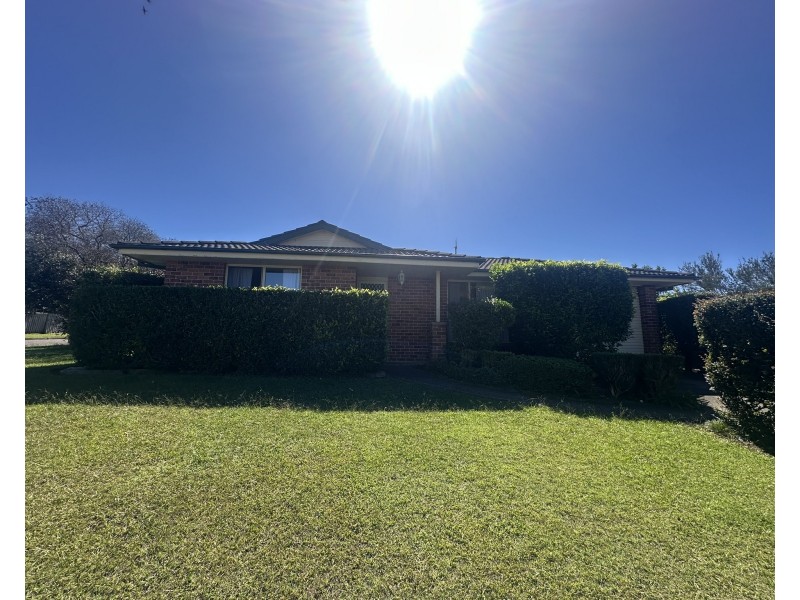 25 Rushby Drive, Old Bar NSW 2430