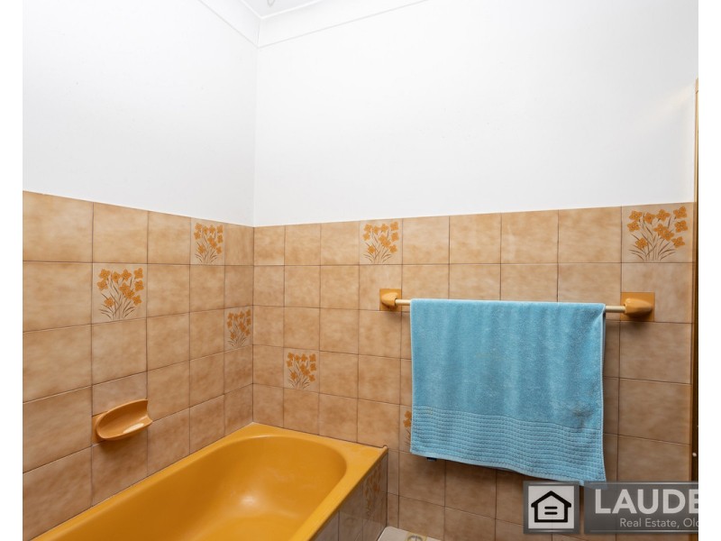 8 Connell Street, Old Bar NSW 2430