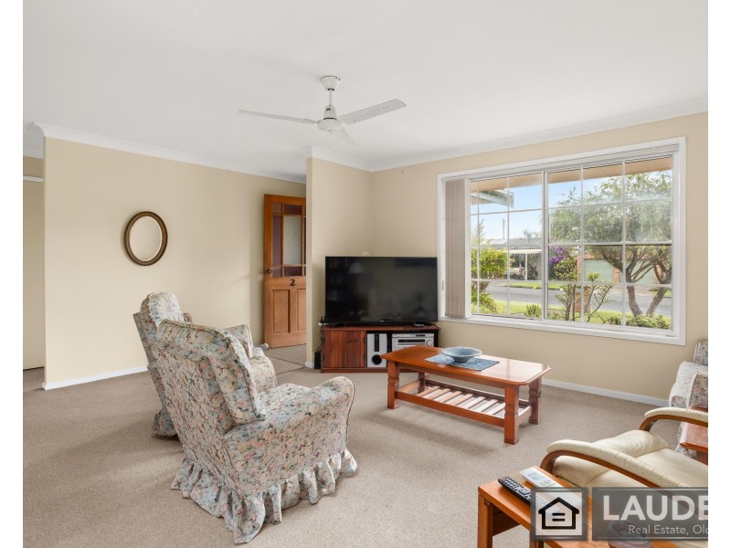 2/2 Paradise Close, Old Bar NSW 2430