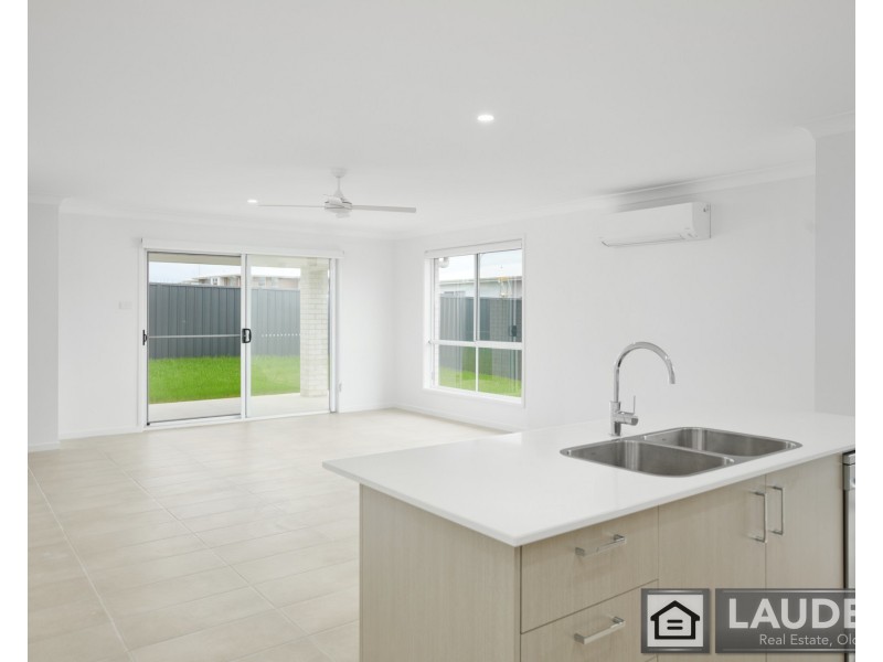 20 Cubbaroo Street, Old Bar NSW 2430