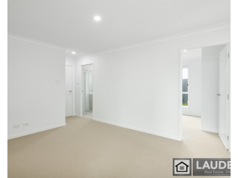 20 Cubbaroo Street, Old Bar NSW 2430