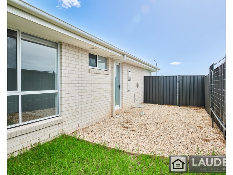 20 Cubbaroo Street, Old Bar NSW 2430