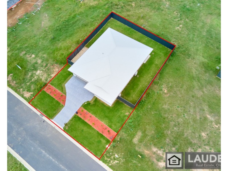 20 Cubbaroo Street, Old Bar NSW 2430