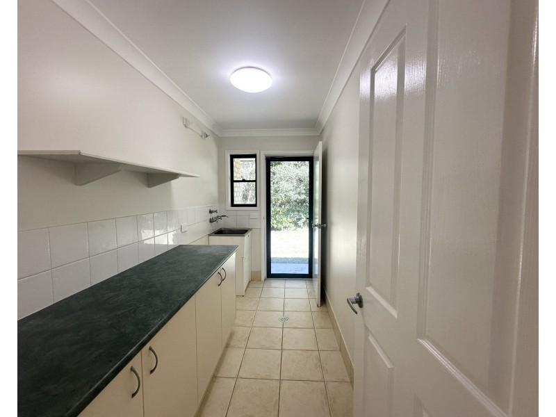 4 Peppermint Place, Old Bar NSW 2430