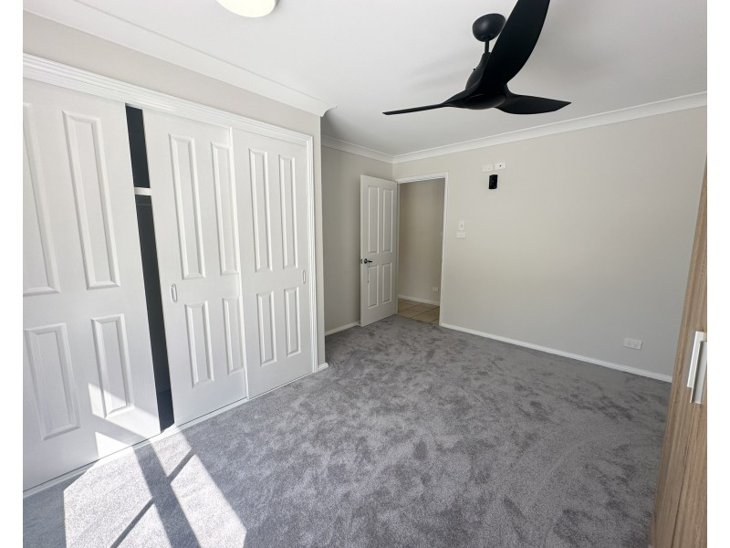 4 Peppermint Place, Old Bar NSW 2430