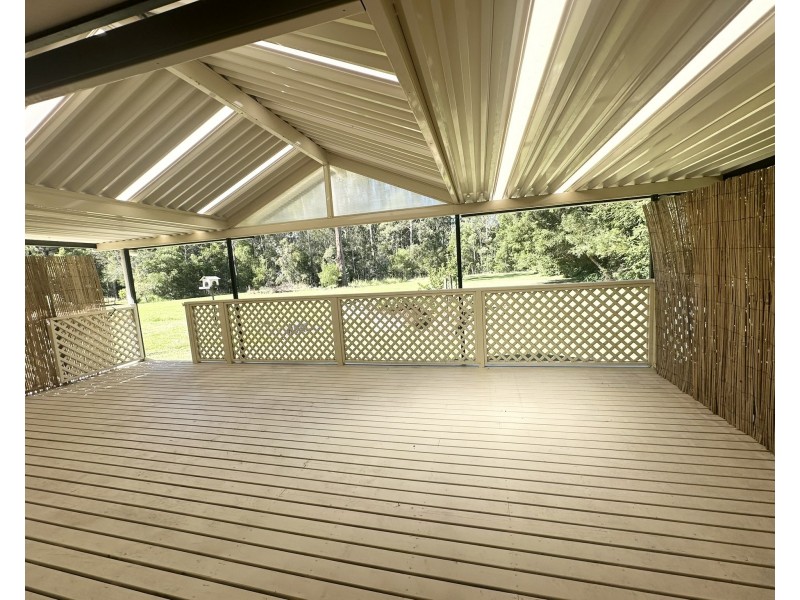 4 Peppermint Place, Old Bar NSW 2430