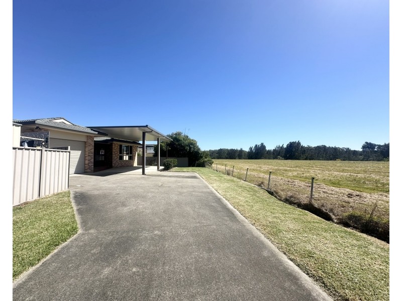 135A Waterman Street, Old Bar NSW 2430