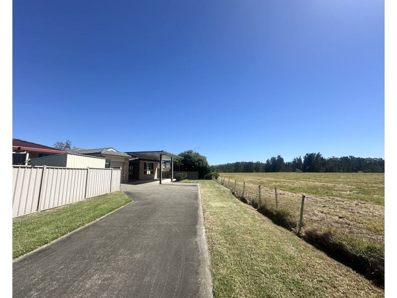 135A Waterman Street, Old Bar NSW 2430