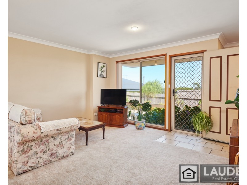 2/68 Wyden Street, Old Bar NSW 2430