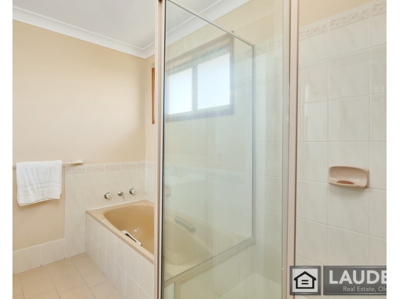 2/68 Wyden Street, Old Bar NSW 2430