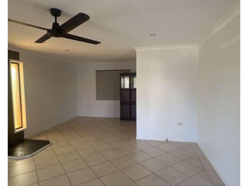 25 Bryan Street, Old Bar NSW 2430