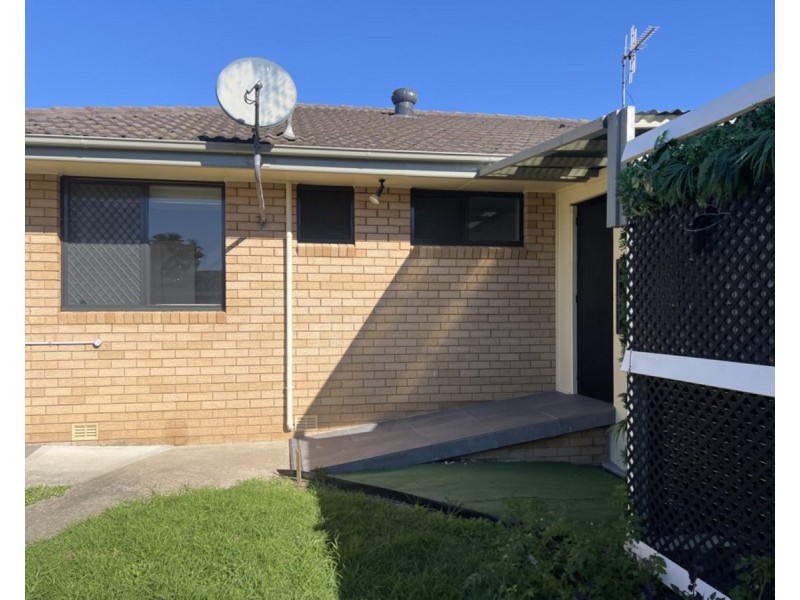 25 Bryan Street, Old Bar NSW 2430