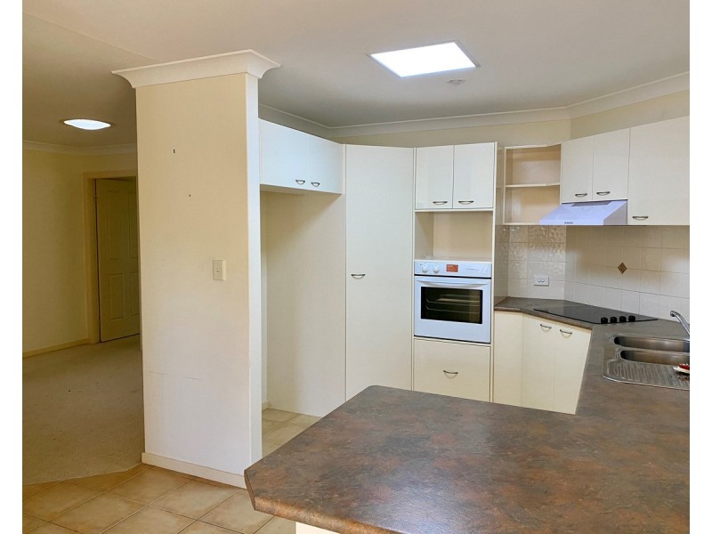 1/10 Mistral Place, Old Bar NSW 2430