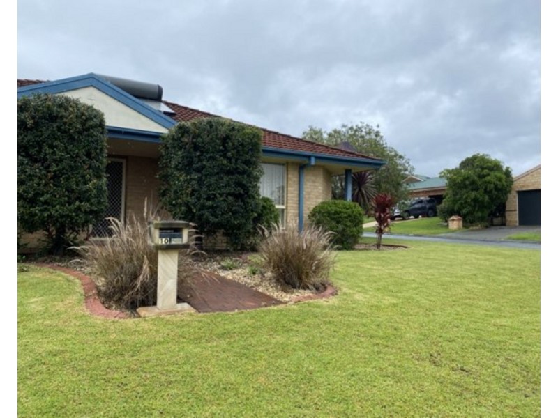 1/10 Mistral Place, Old Bar NSW 2430