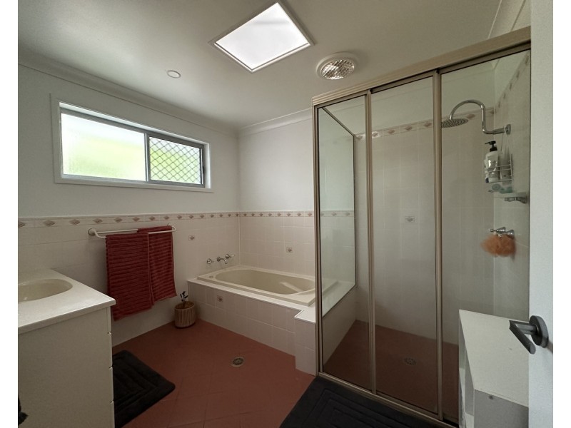 13 Spinnaker Cove, Wallabi Point NSW 2430