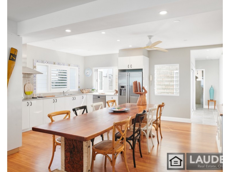 9 Seaview Parade, Wallabi Point NSW 2430