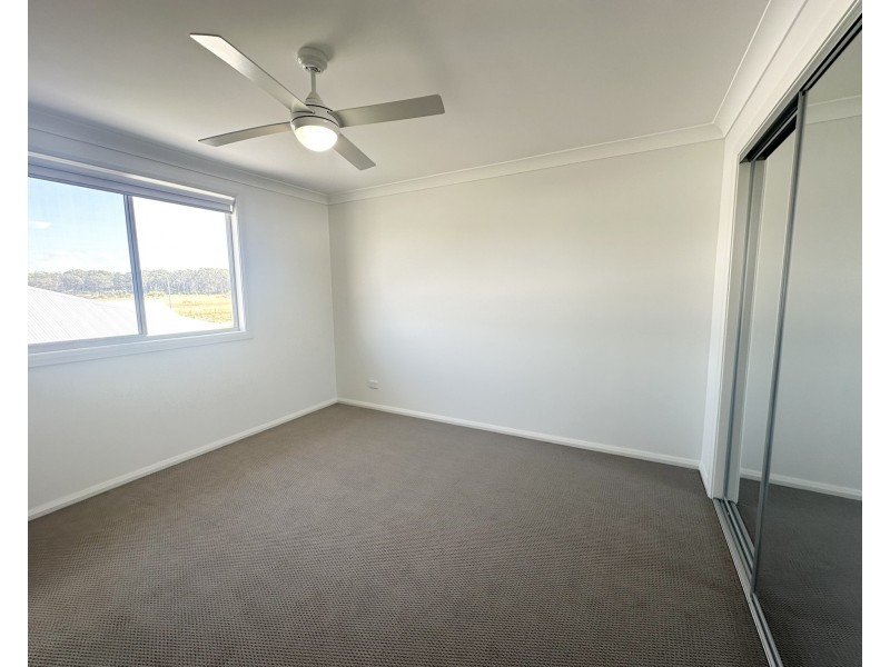 17 Driftwood Boulevard, Old Bar NSW 2430