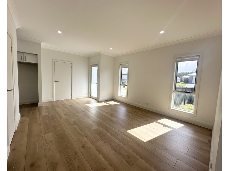 17 A Driftwood Boulevard, Old Bar NSW 2430