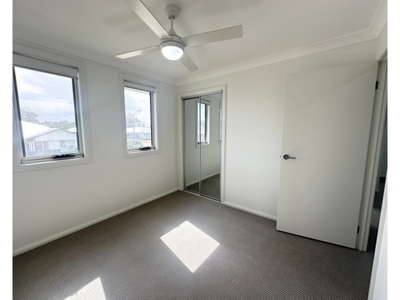 17 A Driftwood Boulevard, Old Bar NSW 2430