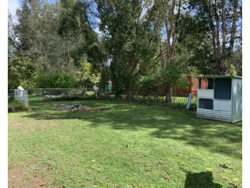 117 Old Bar Road, Old Bar NSW 2430