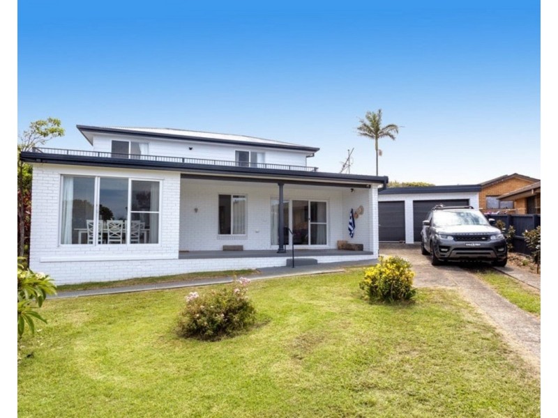 1 Smith Street, Old Bar NSW 2430