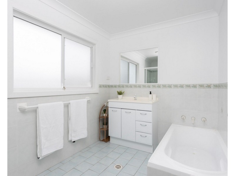 1 Smith Street, Old Bar NSW 2430