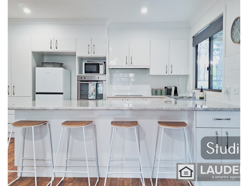 136 Heron Road, Old Bar NSW 2430