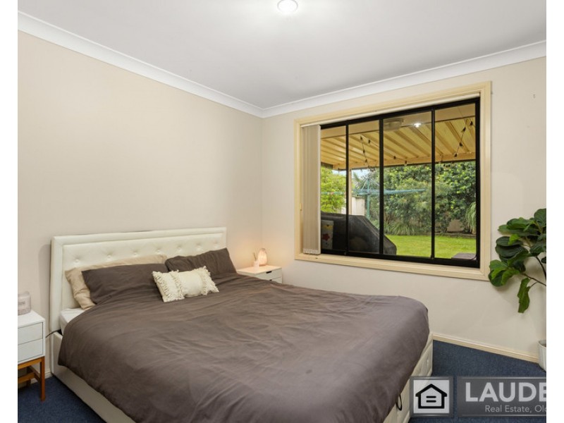 15 Rosier Place, Old Bar NSW 2430