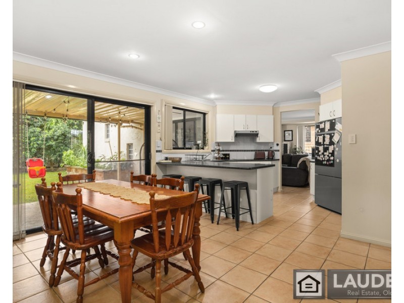 15 Rosier Place, Old Bar NSW 2430