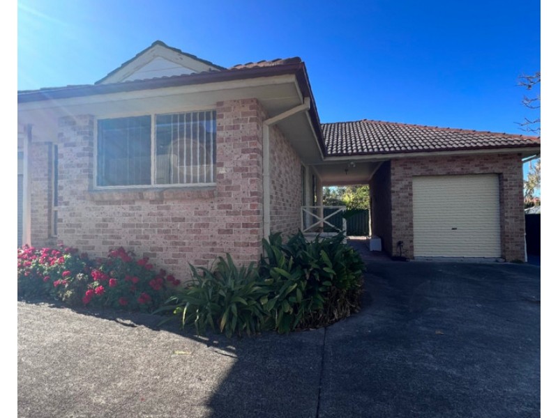 4/10 Connell Street, Old Bar NSW 2430