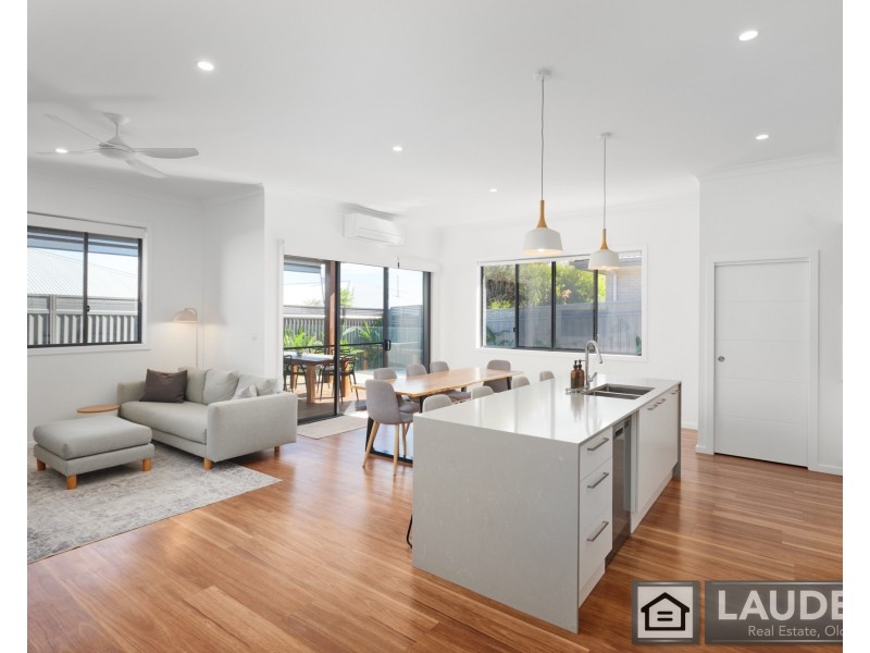 12 Bunyan Avenue, Old Bar NSW 2430