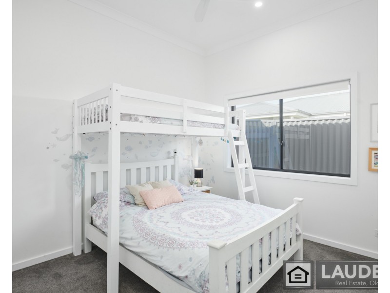 12 Bunyan Avenue, Old Bar NSW 2430