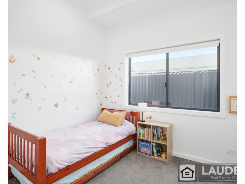 12 Bunyan Avenue, Old Bar NSW 2430