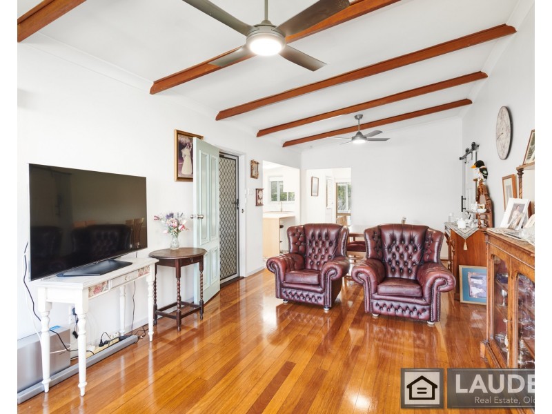 27 Bayview Crescent, Taree NSW 2430