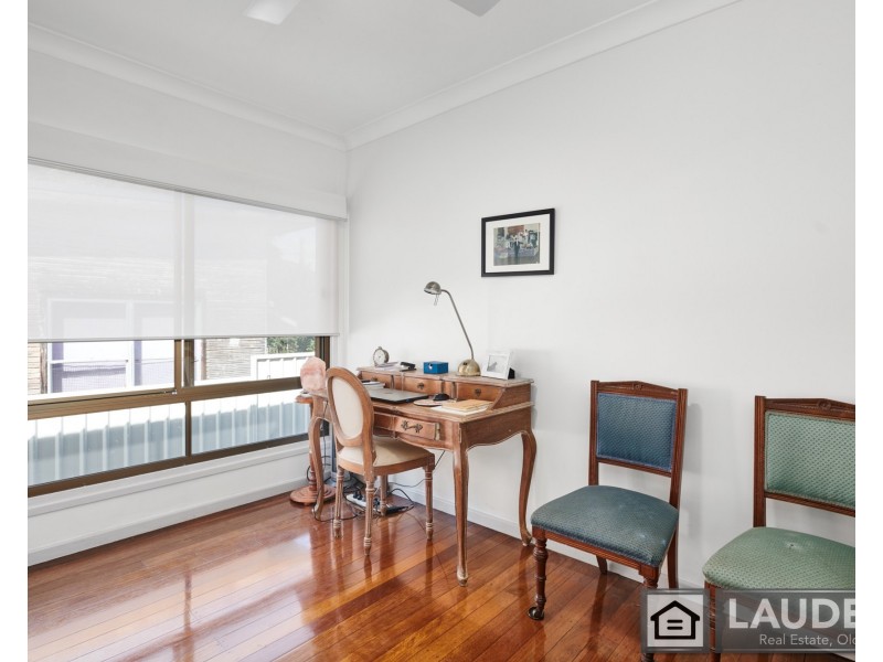27 Bayview Crescent, Taree NSW 2430