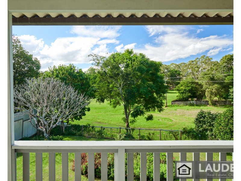 27 Bayview Crescent, Taree NSW 2430