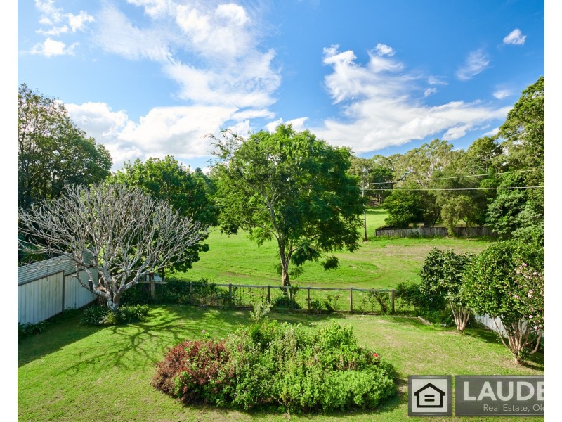 27 Bayview Crescent, Taree NSW 2430