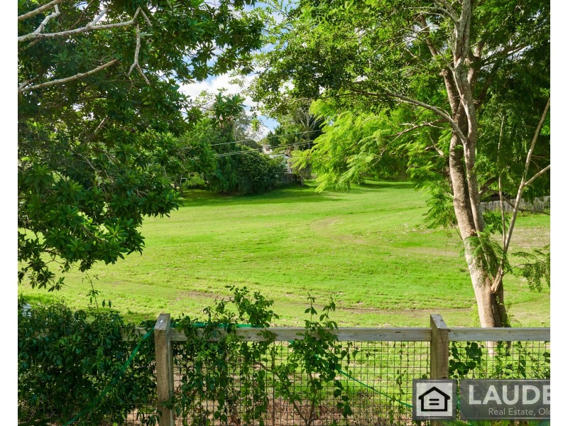27 Bayview Crescent, Taree NSW 2430