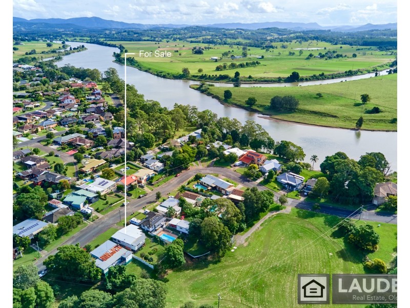 27 Bayview Crescent, Taree NSW 2430