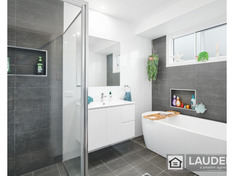 11 Howard Street, Wallabi Point NSW 2430