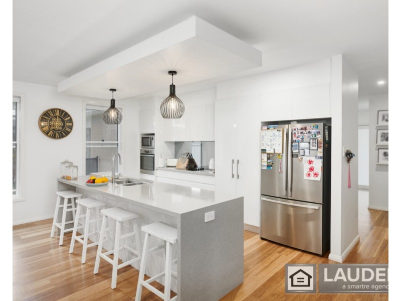 11 Howard Street, Wallabi Point NSW 2430