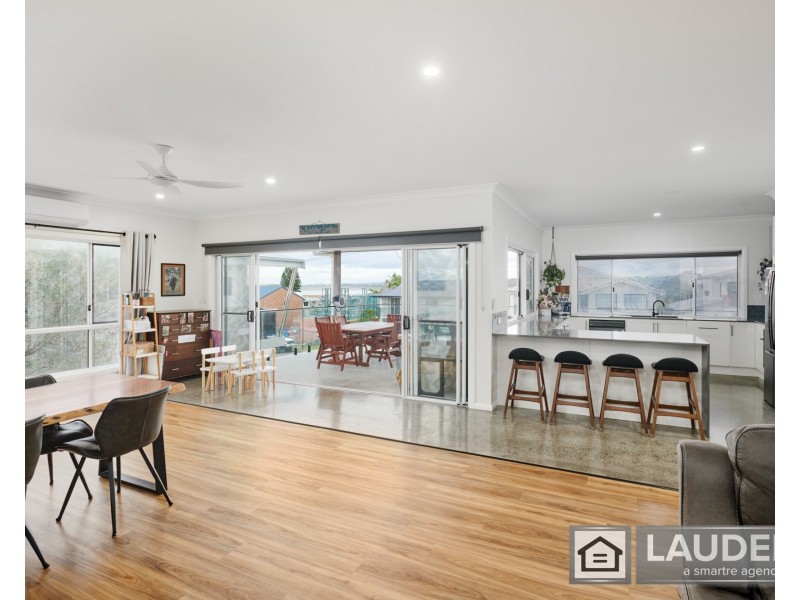 8 Ocean Drive, Wallabi Point NSW 2430