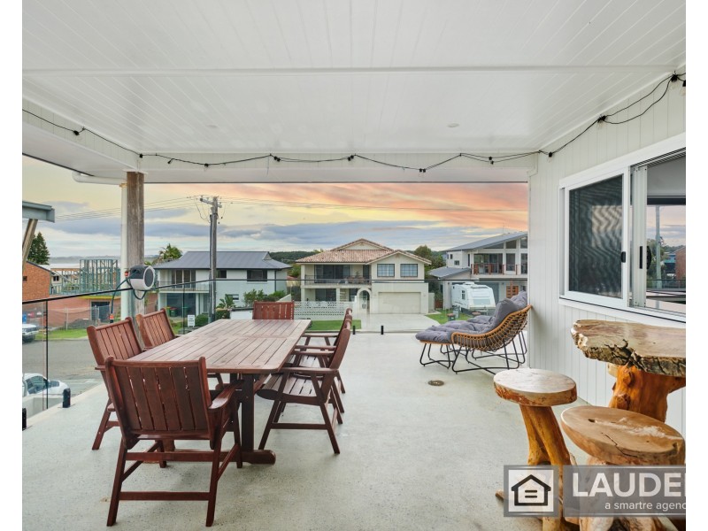 8 Ocean Drive, Wallabi Point NSW 2430