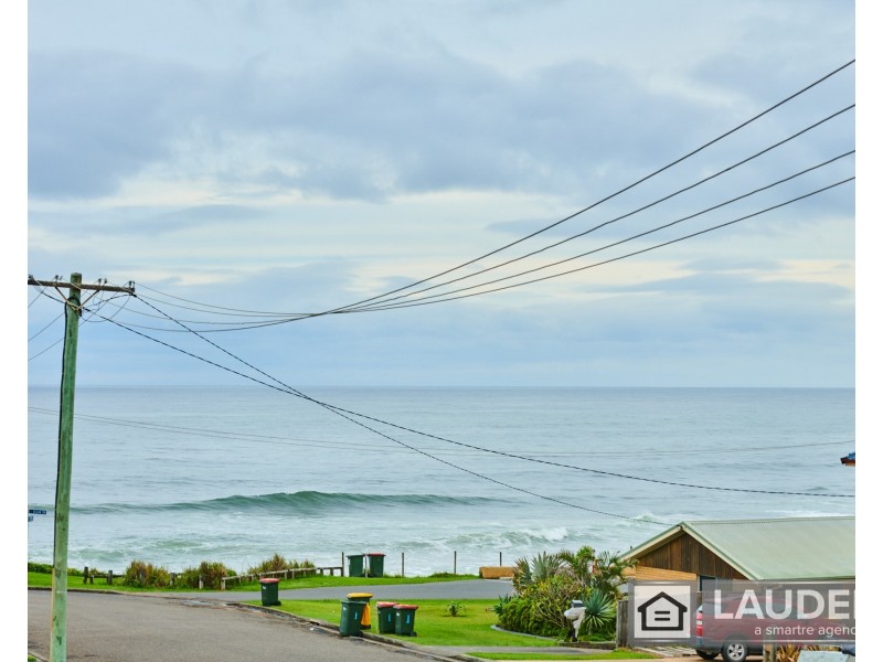 8 Ocean Drive, Wallabi Point NSW 2430