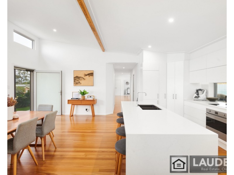 17 Smith Street, Old Bar NSW 2430