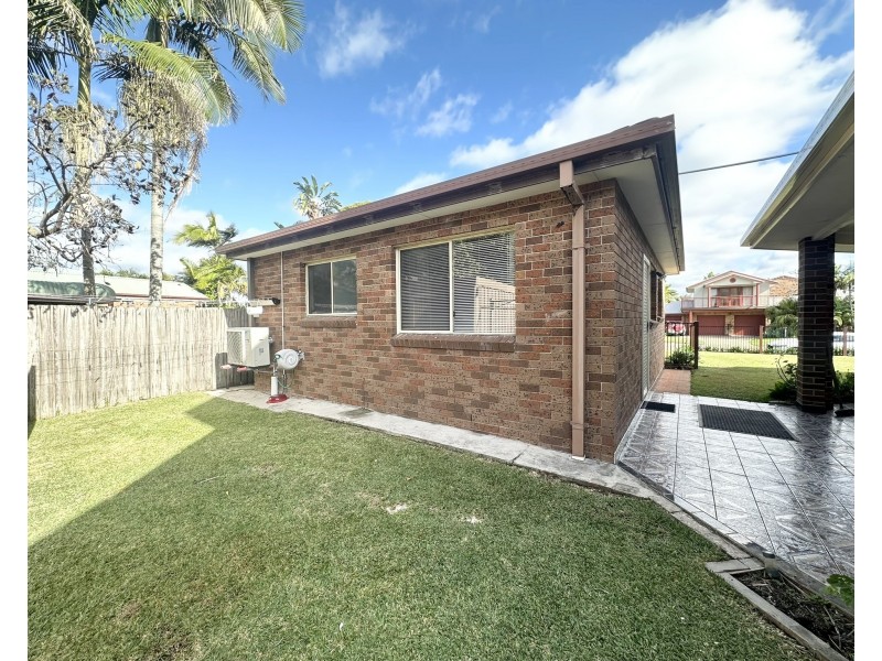 12A Beach Street, Wallabi Point NSW 2430