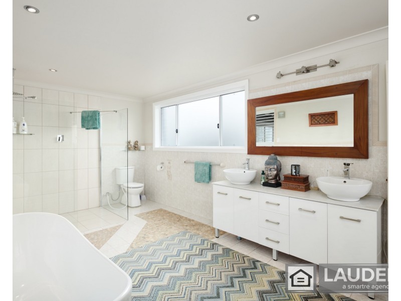 6 Pacific Street, Wallabi Point NSW 2430