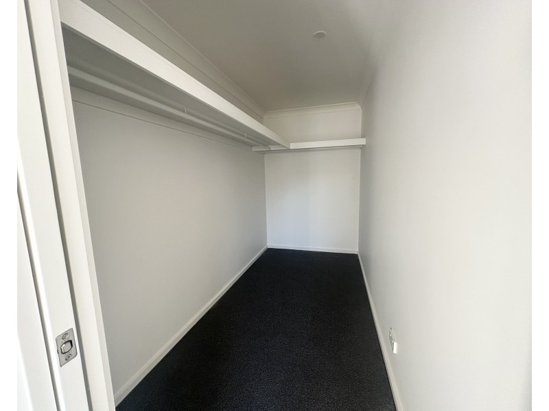 4A Bular Close, Old Bar NSW 2430