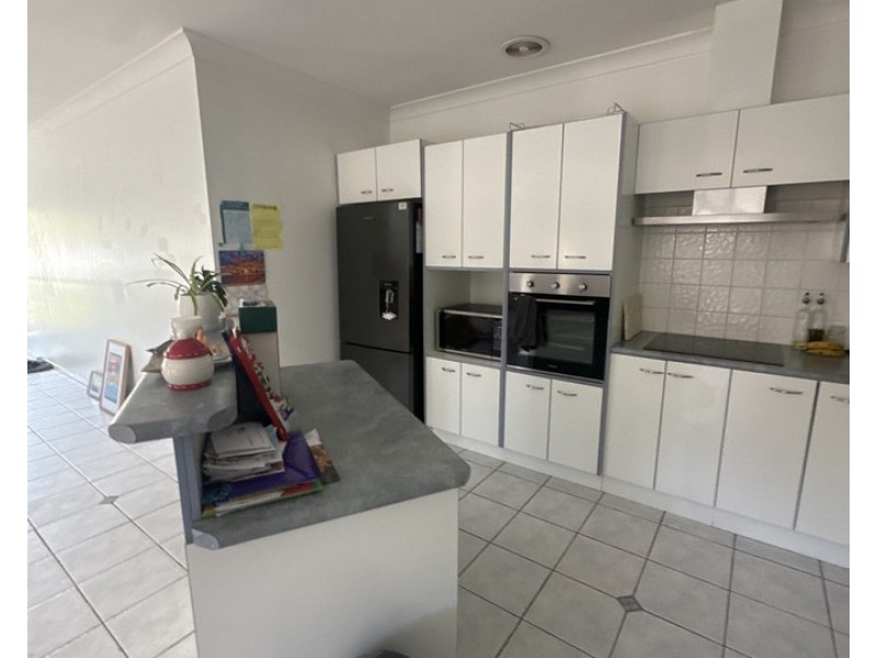 9 Farleigh Street, Old Bar NSW 2430