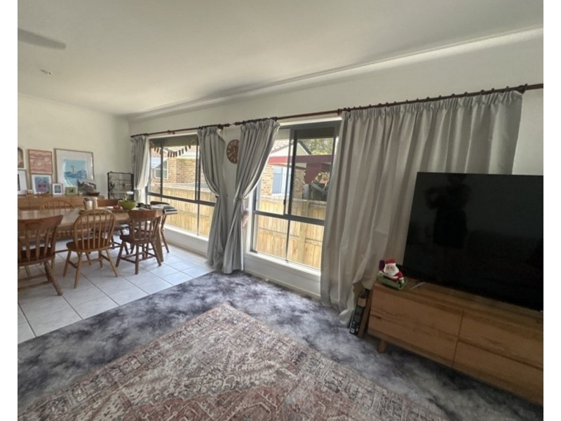 9 Farleigh Street, Old Bar NSW 2430